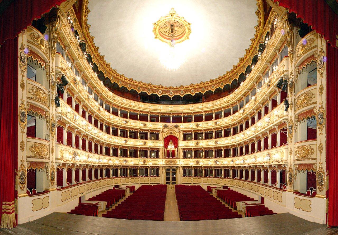 IMPEA promuove la cultura con il Teatro Ponchielli